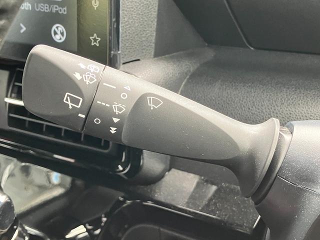 タントカスタムRS15インチアルミホイール キーフリーシステム プッシュボタンスタート オートエアコン(プッシュ式) フルLEDヘッドランプ オート格納式カラードドアミラー 本革巻ステアリングホイール(静岡県)の中古車