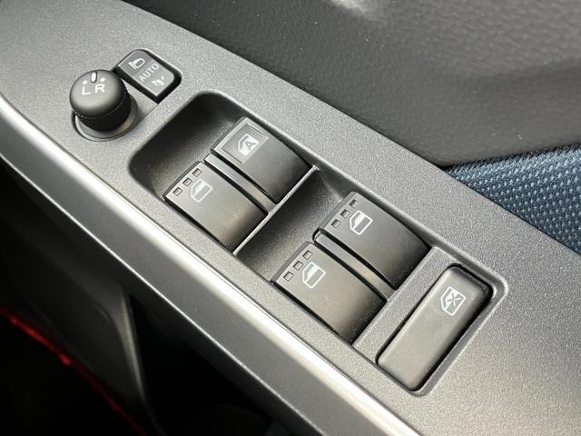 トールカスタムGLEDヘッドランプ キーフリーシステム プッシュボタンスタート オートエアコン(プッシュ式) 両側パワースライドドア マルチインフォメーションディスプレイ(静岡県)の中古車