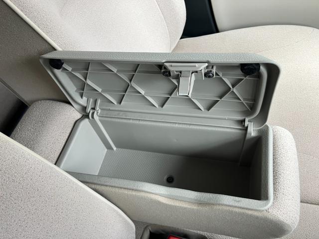 ムーヴキャンバスＧメイクアップＶＳ　ＳＡIII１４インチフルホイールキャップ　ＬＥＤヘッドランプ　キーフリーシステム　両側パワースライドドア　オートエアコン（プッシュ式）　オートライト　置きラクボックス（静岡県）の中古車