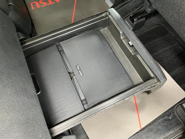 ムーヴキャンバスＧブラックアクセントＶＳ　ＳＡIII１４インチフルホイールキャップ　ＬＥＤヘッドランプ　キーフリーシステム　両側パワースライドドア　オートエアコン（プッシュ式）　オートライト　置きラクボックス（静岡県）の中古車