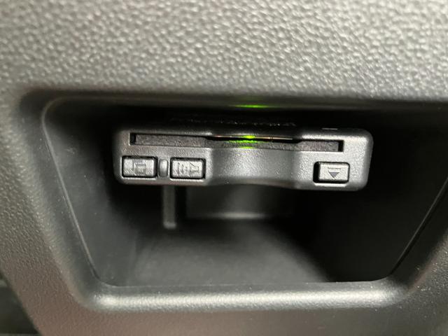 ムーヴキャンバスＧブラックアクセントＶＳ　ＳＡIII１４インチフルホイールキャップ　ＬＥＤヘッドランプ　キーフリーシステム　両側パワースライドドア　オートエアコン（プッシュ式）　オートライト　置きラクボックス（静岡県）の中古車
