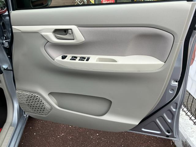 ムーヴＬ　ＳＡIII１４インチフルホイールキャップ　ＵＶカットゴラス（フロントドア）　ウレタンステアリングホイール　キーレスエントリー　マニュアルエアコン（ダイヤル式）（静岡県）の中古車