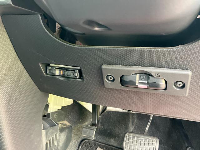 タントＸ１４インチフルホイールキャップ　フルＬＥＤヘッドランプ　オート格納式カラードドアミラー　左側パワースライドドア　ＴＦＴカラーマルチインフォメーションディスプレイ　フルファブリックシート（静岡県）の中古車