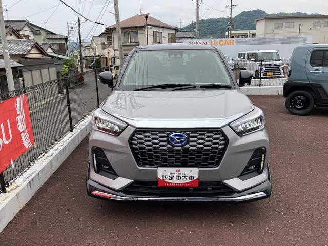 ロッキープレミアムＧ　ＨＥＶ１７インチアルミホイール　ＵＶＩＲカット遮音ガラス　フルＬＥＤヘッドランプ　キーフリーシステム　革巻きステアリングホイール　本革シフトノブ　アクティブマルチインフォメーションメーター（静岡県）の中古車