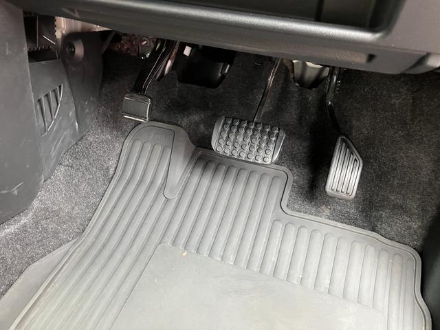 ムーヴキャンバスＸホワイトアクセントリミテッド　ＳＡIII１４インチフルホイールキャップ　キーフリーシステム　両側パワースライドドア　オートエアコン（プッシュ式）　オートライト　プッシュボタンスタート（静岡県）の中古車