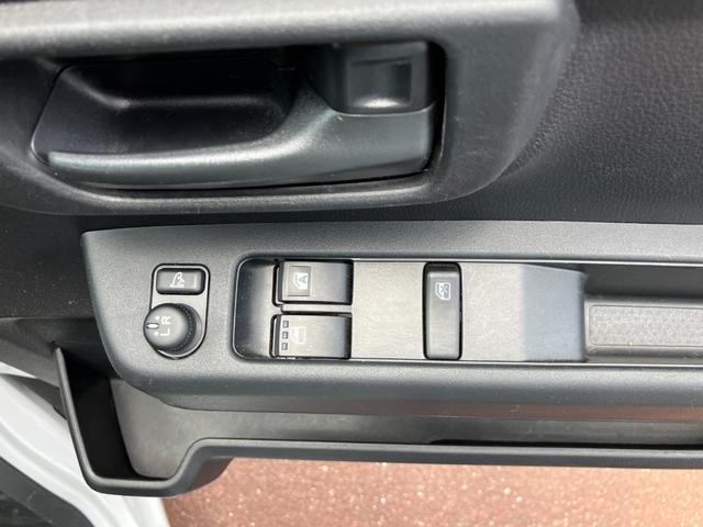 ハイゼットカーゴクルーズＣＶＴ　電動格納式カラードドアミラー　スーパーＵＶＩＲカットガラス（フロントウィンドウ）　１２インチフルホイールキャップ　撥水フルファヴリックシート表皮　大型ＬＥＤ荷室灯　キーフリーシステム（静岡県）の中古車