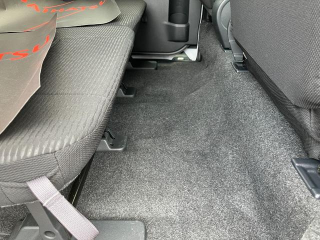 ハイゼットカーゴクルーズＣＶＴ　電動格納式カラードドアミラー　スーパーＵＶＩＲカットガラス（フロントウィンドウ）　１２インチフルホイールキャップ　撥水フルファヴリックシート表皮　大型ＬＥＤ荷室灯　キーフリーシステム（静岡県）の中古車