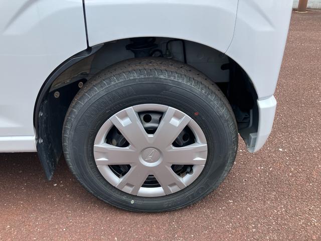 ハイゼットカーゴクルーズＣＶＴ　電動格納式カラードドアミラー　スーパーＵＶＩＲカットガラス（フロントウィンドウ）　１２インチフルホイールキャップ　撥水フルファヴリックシート表皮　大型ＬＥＤ荷室灯　キーフリーシステム（静岡県）の中古車