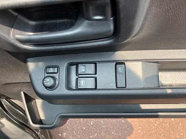 ハイゼットカーゴクルーズＣＶＴ　電動格納式カラードドアミラー　スーパーＵＶＩＲカットガラス（フロントウィンドウ）　１２インチフルホイールキャップ　撥水フルファヴリックシート表皮　大型ＬＥＤ荷室灯　キーフリーシステム（静岡県）の中古車