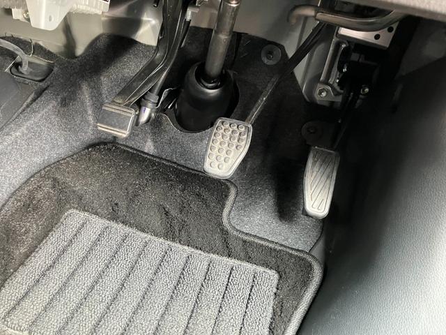 ハイゼットカーゴクルーズＣＶＴ　電動格納式カラードドアミラー　スーパーＵＶＩＲカットガラス（フロントウィンドウ）　１２インチフルホイールキャップ　撥水フルファヴリックシート表皮　大型ＬＥＤ荷室灯　キーフリーシステム（静岡県）の中古車