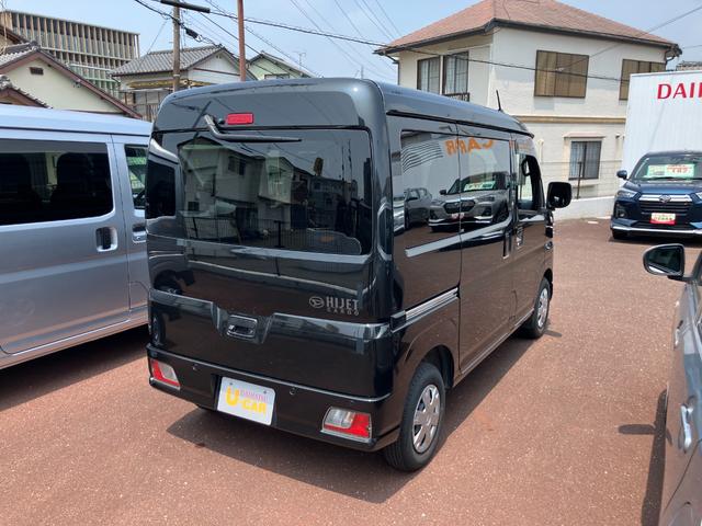 ハイゼットカーゴクルーズＣＶＴ　電動格納式カラードドアミラー　スーパーＵＶＩＲカットガラス（フロントウィンドウ）　１２インチフルホイールキャップ　撥水フルファヴリックシート表皮　大型ＬＥＤ荷室灯　キーフリーシステム（静岡県）の中古車