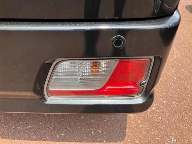 ハイゼットカーゴクルーズＣＶＴ　電動格納式カラードドアミラー　スーパーＵＶＩＲカットガラス（フロントウィンドウ）　１２インチフルホイールキャップ　撥水フルファヴリックシート表皮　大型ＬＥＤ荷室灯　キーフリーシステム（静岡県）の中古車