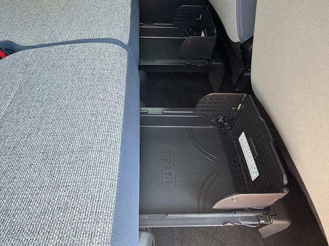 ムーヴキャンバスストライプスＧ１４インチフルホイールキャップ　ＬＥＤヘッドランプ　ＬＥＤフォグランプ　ホっとカップホルダー　両側パワースライドドア　キーフリーシステム　プッシュボタンスタート　ＵＶカットガラス（静岡県）の中古車