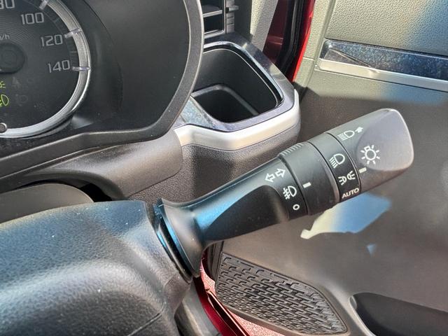 ムーヴカスタム　ＲＳ　ハイパーＳＡIIＬＥＤヘッドライト　１５インチアルミホイール　キーフリーシステム　チルトステアリング　ＵＶカットガラス　運転席シートリフター（静岡県）の中古車