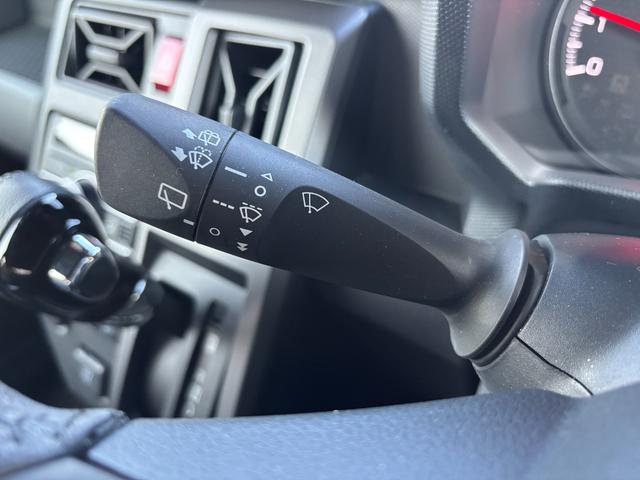 タフトG クロムベンチャーメッキドアアウターハンドル 15インチアルミホイール オートレベリング機能付フルLEDヘッドランプ LEDフォグランプ 本革巻ステアリングホイール 本革巻インパネセンターシフト(静岡県)の中古車