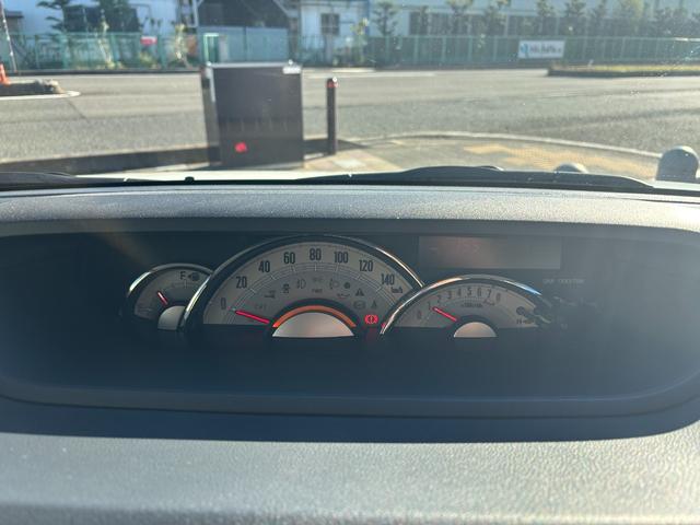 ムーヴキャンバスGメイクアップVS SAIII14インチフルホイールキャップ LEDヘッドランプ キーフリーシステム 両側パワースライドドア オートエアコン(プッシュ式) オートライト 置きラクボックス(静岡県)の中古車