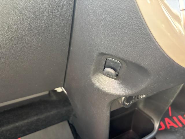 ムーヴキャンバスGメイクアップVS SAIII14インチフルホイールキャップ LEDヘッドランプ キーフリーシステム 両側パワースライドドア オートエアコン(プッシュ式) オートライト 置きラクボックス(静岡県)の中古車