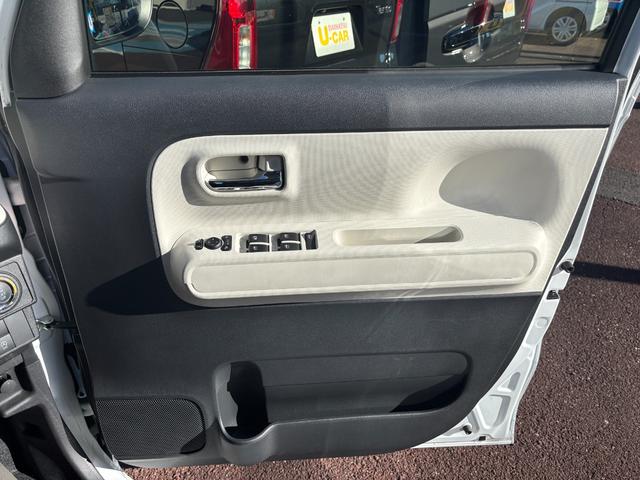 ムーヴキャンバスストライプスG14インチフルホイールキャップ LEDヘッドランプ LEDフォグランプ ホっとカップホルダー 両側パワースライドドア キーフリーシステム プッシュボタンスタート UVカットガラス(静岡県)の中古車