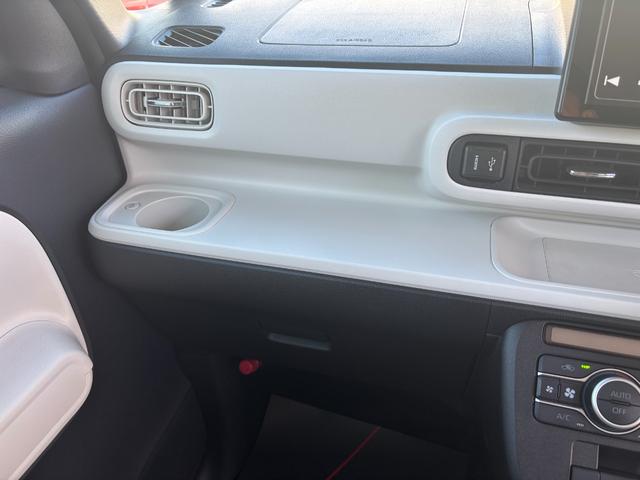 ムーヴキャンバスストライプスG14インチフルホイールキャップ LEDヘッドランプ LEDフォグランプ ホっとカップホルダー 両側パワースライドドア キーフリーシステム プッシュボタンスタート UVカットガラス(静岡県)の中古車