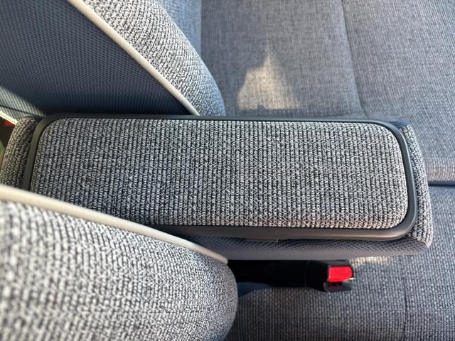 ムーヴキャンバスストライプスG14インチフルホイールキャップ LEDヘッドランプ LEDフォグランプ ホっとカップホルダー 両側パワースライドドア キーフリーシステム プッシュボタンスタート UVカットガラス(静岡県)の中古車