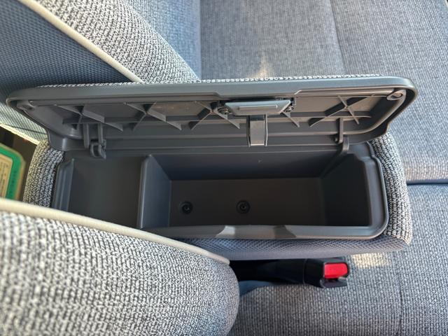 ムーヴキャンバスストライプスG14インチフルホイールキャップ LEDヘッドランプ LEDフォグランプ ホっとカップホルダー 両側パワースライドドア キーフリーシステム プッシュボタンスタート UVカットガラス(静岡県)の中古車