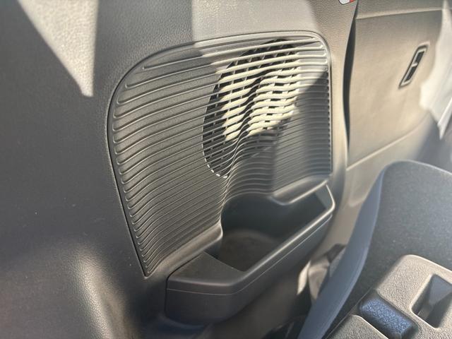 ムーヴキャンバスストライプスG14インチフルホイールキャップ LEDヘッドランプ LEDフォグランプ ホっとカップホルダー 両側パワースライドドア キーフリーシステム プッシュボタンスタート UVカットガラス(静岡県)の中古車