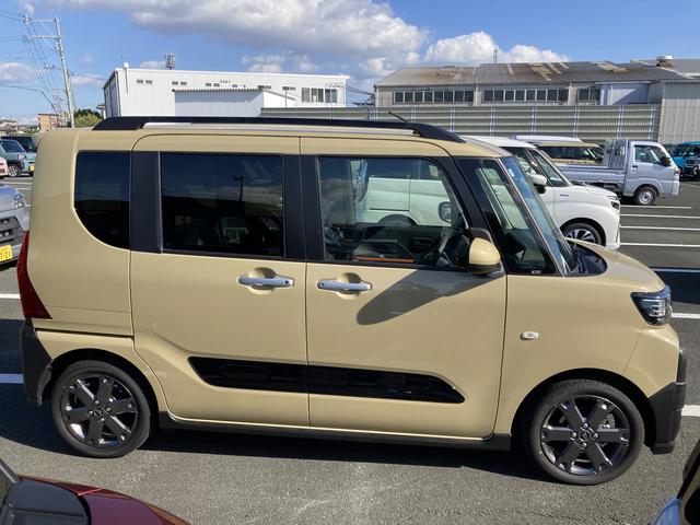 タントファンクロスターボ　ナビ付ナビ　１５インチアルミホイール　キーフリーシステム　プッシュボタンスタート　オートエアコン（プッシュ式）　フルＬＥＤヘッドランプ　オート格納式カラードドアミラー　本革巻ステアリングホイール（静岡県）の中古車