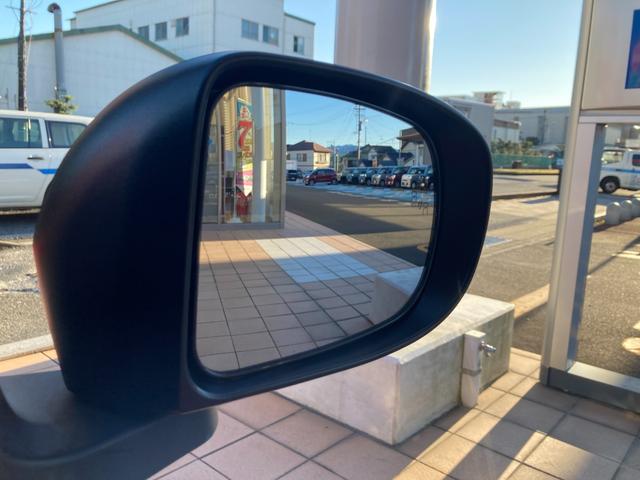 ロッキープレミアムG HEV17インチアルミホイール UVIRカット遮音ガラス フルLEDヘッドランプ キーフリーシステム 革巻きステアリングホイール 本革シフトノブ アクティブマルチインフォメーションメーター(静岡県)の中古車