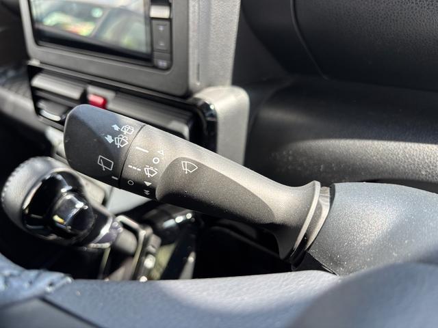 タントカスタムＲＳスタイルセレクション１５インチアルミホイール　大型エアロバンパー　フルＬＥＤヘッドランプ　オート格納式カラードドアミラー　両側パワースライドドア　ＴＦＴカラーマルチインフォメーションディスプレイ　革巻ステアリングホイール（静岡県）の中古車