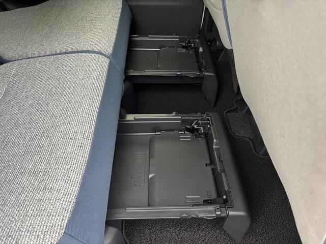 ムーヴキャンバスストライプスＧ１４インチフルホイールキャップ　ＬＥＤヘッドランプ　ＬＥＤフォグランプ　ホっとカップホルダー　両側パワースライドドア　キーフリーシステム　プッシュボタンスタート　ＵＶカットガラス（静岡県）の中古車
