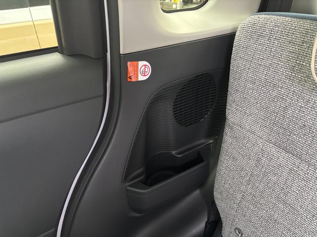ムーヴキャンバスストライプスＧ１４インチフルホイールキャップ　ＬＥＤヘッドランプ　ＬＥＤフォグランプ　ホっとカップホルダー　両側パワースライドドア　キーフリーシステム　プッシュボタンスタート　ＵＶカットガラス（静岡県）の中古車