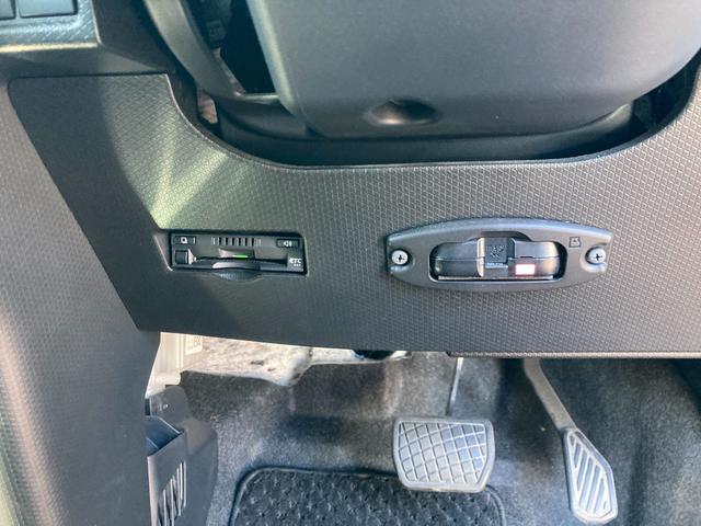 タントカスタムＲＳ１５インチアルミホイール　キーフリーシステム　プッシュボタンスタート　オートエアコン（プッシュ式）　フルＬＥＤヘッドランプ　オート格納式カラードドアミラー　本革巻ステアリングホイール（静岡県）の中古車
