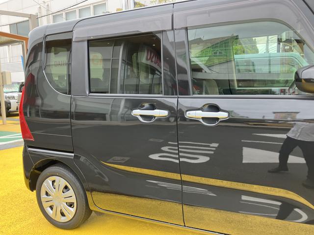 タントＸセレクション３６０度スーパーＵＶＩＲカットガラス　格納式シートバックテーブル　シートバックポケット　運転席シートリフター　チルトステアリング　シートヒーター　リヤヒーターダクト（静岡県）の中古車