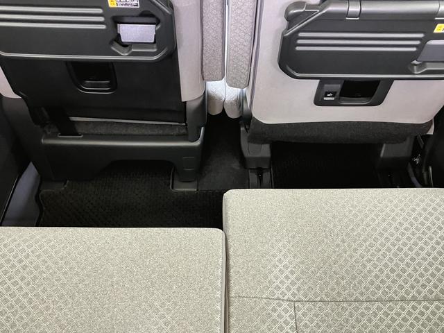 タントＸセレクション３６０度スーパーＵＶＩＲカットガラス　格納式シートバックテーブル　シートバックポケット　運転席シートリフター　チルトステアリング　シートヒーター　リヤヒーターダクト（静岡県）の中古車