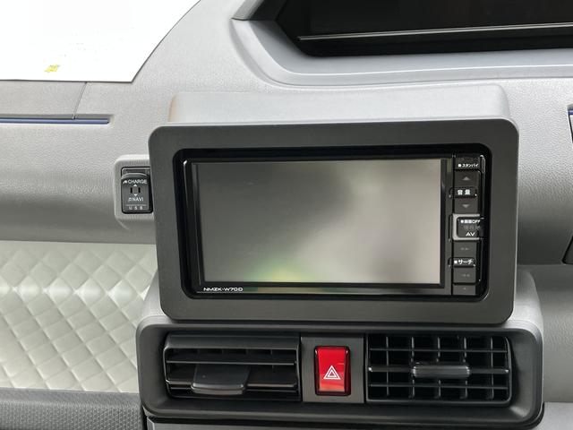 タントＸセレクション３６０度スーパーＵＶＩＲカットガラス　格納式シートバックテーブル　シートバックポケット　運転席シートリフター　チルトステアリング　シートヒーター　リヤヒーターダクト（静岡県）の中古車