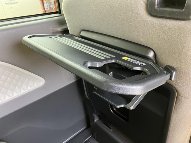 タントＸセレクション３６０度スーパーＵＶＩＲカットガラス　格納式シートバックテーブル　シートバックポケット　運転席シートリフター　チルトステアリング　シートヒーター　リヤヒーターダクト（静岡県）の中古車
