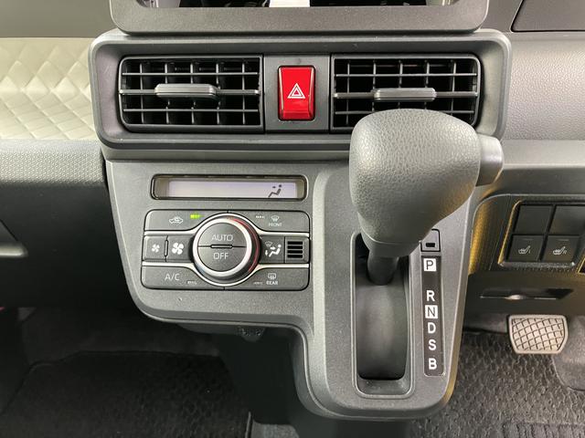 タントＸセレクション３６０度スーパーＵＶＩＲカットガラス　格納式シートバックテーブル　シートバックポケット　運転席シートリフター　チルトステアリング　シートヒーター　リヤヒーターダクト（静岡県）の中古車