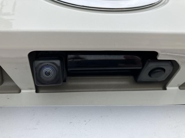 ムーヴキャンバスＧメイクアップＶＳ　ＳＡIII１４インチフルホイールキャップ　ＬＥＤヘッドランプ　キーフリーシステム　両側パワースライドドア　オートエアコン（プッシュ式）　オートライト　置きラクボックス（静岡県）の中古車