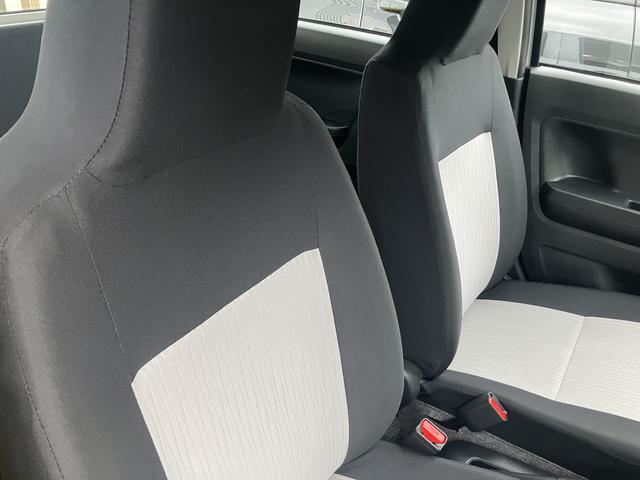 ミライースＬ　ＳＡIII１３インチフルホイールキャップ　マルチリフレクターハロゲンヘッドランプ　可倒式ドアミラー　自発光式デジタルメーターアンバーイルミネーションメーター　マニュアルエアコン（ダイヤル式）　キーレスエントリー（静岡県）の中古車