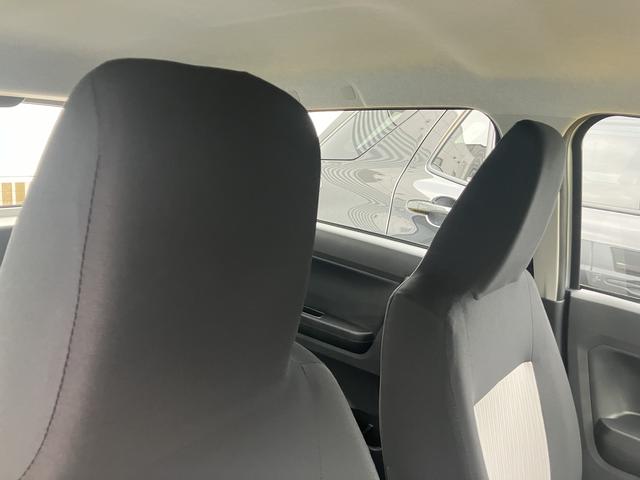 ミライースＬ　ＳＡIII１３インチフルホイールキャップ　マルチリフレクターハロゲンヘッドランプ　可倒式ドアミラー　自発光式デジタルメーターアンバーイルミネーションメーター　マニュアルエアコン（ダイヤル式）　キーレスエントリー（静岡県）の中古車