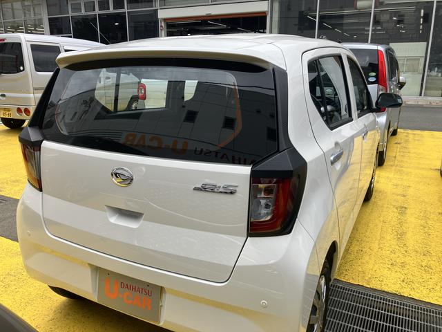 ミライースＬ　ＳＡIII１３インチフルホイールキャップ　マルチリフレクターハロゲンヘッドランプ　可倒式ドアミラー　自発光式デジタルメーターアンバーイルミネーションメーター　マニュアルエアコン（ダイヤル式）　キーレスエントリー（静岡県）の中古車