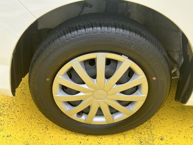 ミライースＬ１３インチフルホイールキャップ　マルチリフレクターハロゲンヘッドランプ　可倒式ドアミラー　自発光式デジタルメーターアンバーイルミネーションメーター　マニュアルエアコン（ダイヤル式）　キーレスエントリー（静岡県）の中古車