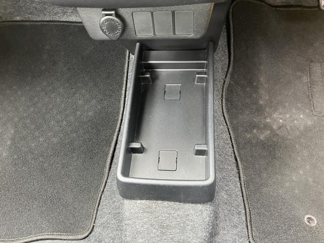ミライースＬ１３インチフルホイールキャップ　マルチリフレクターハロゲンヘッドランプ　可倒式ドアミラー　自発光式デジタルメーターアンバーイルミネーションメーター　マニュアルエアコン（ダイヤル式）　キーレスエントリー（静岡県）の中古車