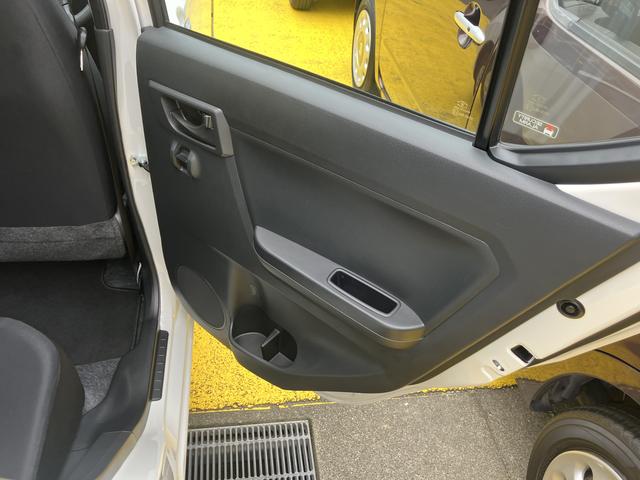 ミライースＬ１３インチフルホイールキャップ　マルチリフレクターハロゲンヘッドランプ　可倒式ドアミラー　自発光式デジタルメーターアンバーイルミネーションメーター　マニュアルエアコン（ダイヤル式）　キーレスエントリー（静岡県）の中古車