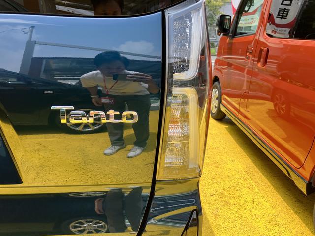タントカスタムＸ１４インチアルミホイール　大型エアロバンパー　フルＬＥＤヘッドランプ　オート格納式カラードドアミラー　両側パワースライドドア　キーフリーシステム　プッシュボタンスタート（静岡県）の中古車