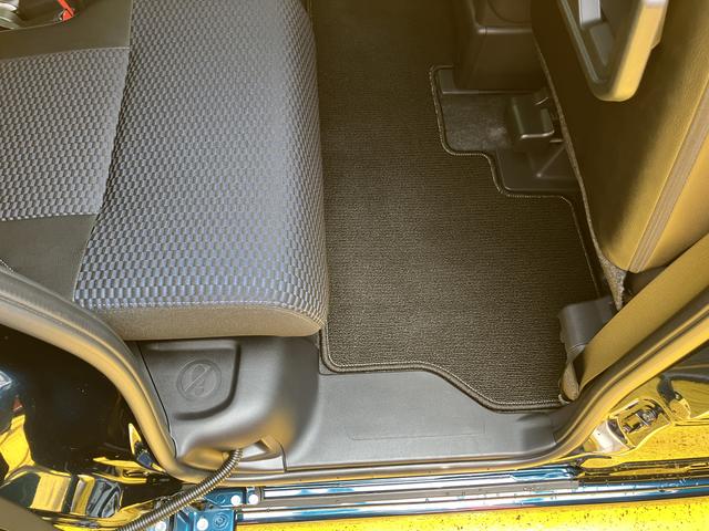 タントカスタムＸ１４インチアルミホイール　大型エアロバンパー　フルＬＥＤヘッドランプ　オート格納式カラードドアミラー　両側パワースライドドア　キーフリーシステム　プッシュボタンスタート（静岡県）の中古車