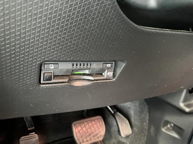 タントＸセレクション３６０度スーパーＵＶＩＲカットガラス　格納式シートバックテーブル　シートバックポケット　運転席シートリフター　チルトステアリング　シートヒーター　リヤヒーターダクト（静岡県）の中古車