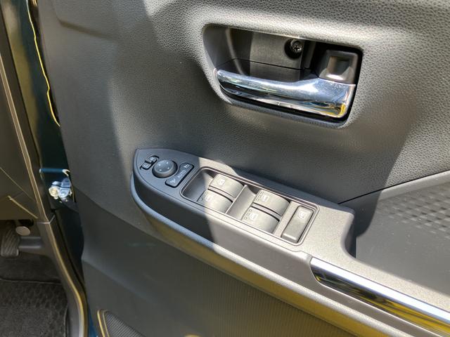 タントカスタムＲＳ１５インチアルミホイール　キーフリーシステム　プッシュボタンスタート　オートエアコン（プッシュ式）　フルＬＥＤヘッドランプ　オート格納式カラードドアミラー　本革巻ステアリングホイール（静岡県）の中古車