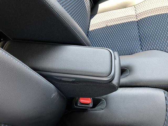 タントカスタムＲＳ１５インチアルミホイール　キーフリーシステム　プッシュボタンスタート　オートエアコン（プッシュ式）　フルＬＥＤヘッドランプ　オート格納式カラードドアミラー　本革巻ステアリングホイール（静岡県）の中古車