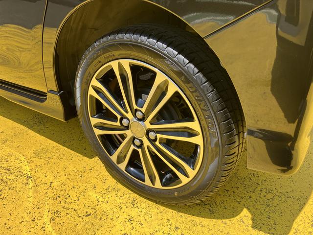 タントカスタムＲＳ　トップエディションリミテッドＳＡIII１５インチアルミホイール　大型エアロバンパー　ＬＥＤヘッドランプ　オート格納式カラードドアミラー　本革巻ステアリングホイール　両側パワースライドドア（静岡県）の中古車